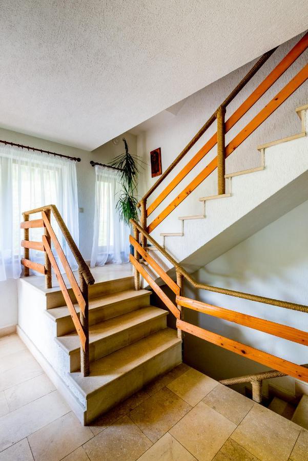 Pensiunea Armonia Nădăşelu Exterior foto